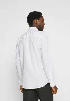 Selected Homme SLHREGNEW SHIRT - Chemise - Bright White 10 Selected Homme SLHREGNEW SHIRT - Chemise - Bright White -Selected Homme Soldes Boutique f4027421fbab4163ac7b38563b8b3f2f