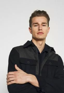 Selected Homme SLHRELAXALBION - Polo - Sky Captain -Selected Homme Soldes Boutique f7371e34405f4676ab06281baaf73b60