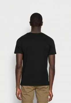 Selected Homme SLHLUKE O-NECK TEE - T-shirt Basique - Black -Selected Homme Soldes Boutique ff0b9729662d4b86bc539553f84e8568